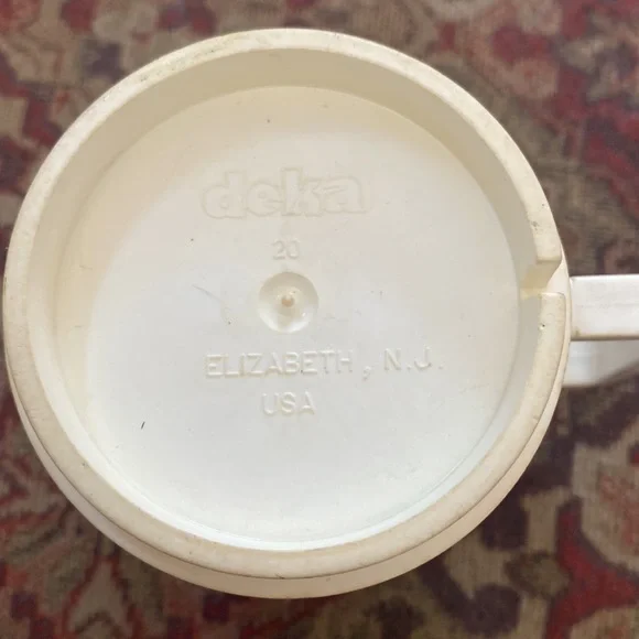 Vintage 1983 Rainbow 🌈 Brite cup - Picture 7 of 8